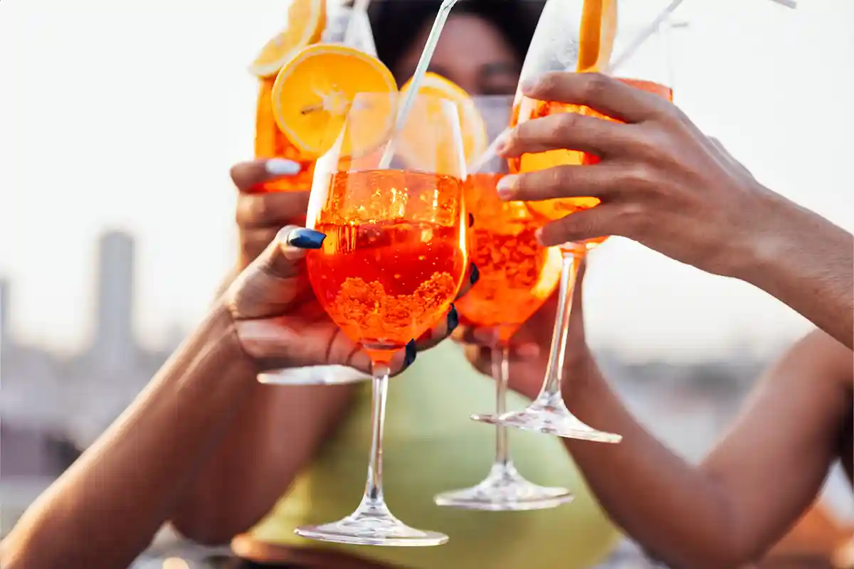 Is an Aperol Spritz Strong? Alcohol Tips to Adjust Strength 1 Learn about the alcohol content of Aperol Spritz, how it compares to other cocktails, and how to adjust its strength to fit your preference.